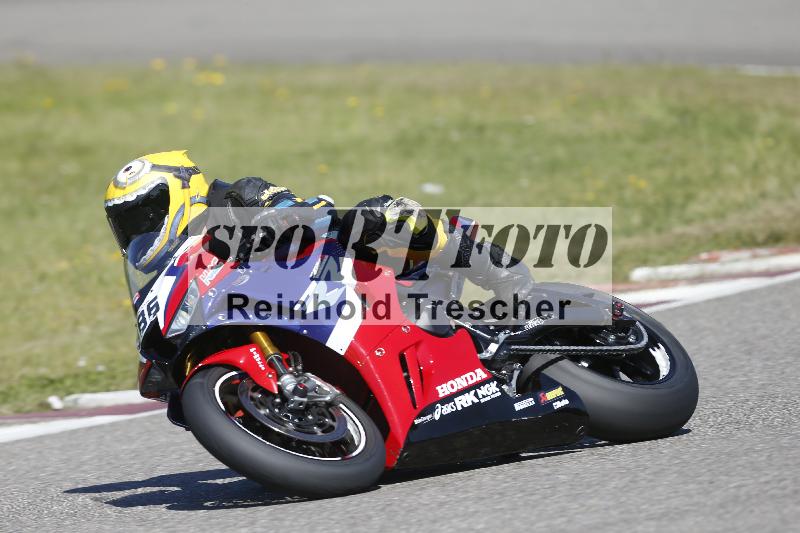 /15 22.05.2026  Plüss Moto Sport  Discover the Bike ADR /Gruppe rot - Race 3/386